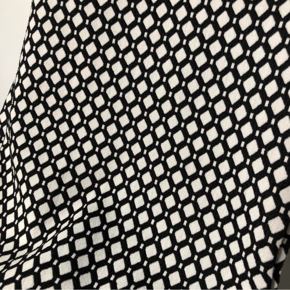 MAX STUDIO | Black & White Crop Dress Pant | NWT - Picture 3 of 7